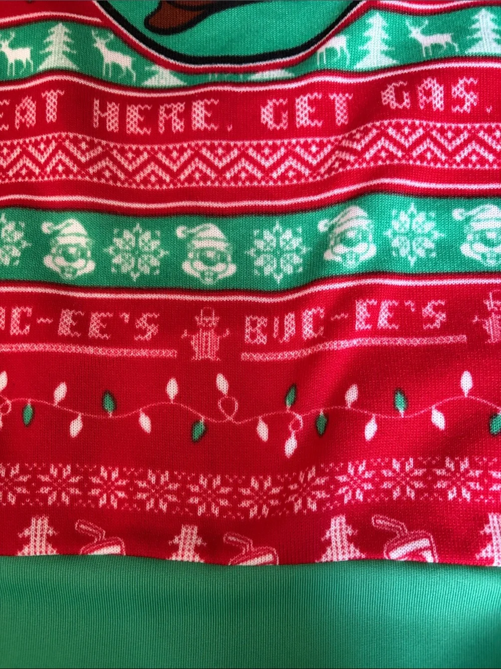 Unique and Rare Unisex Christmas Bucee's  Texas Christmas Sweater Size Small